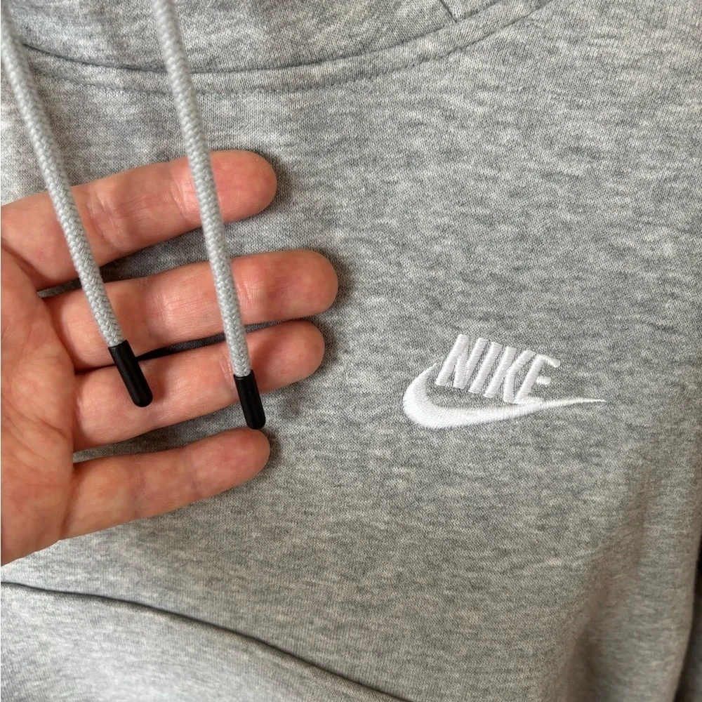Nike cozy cropped